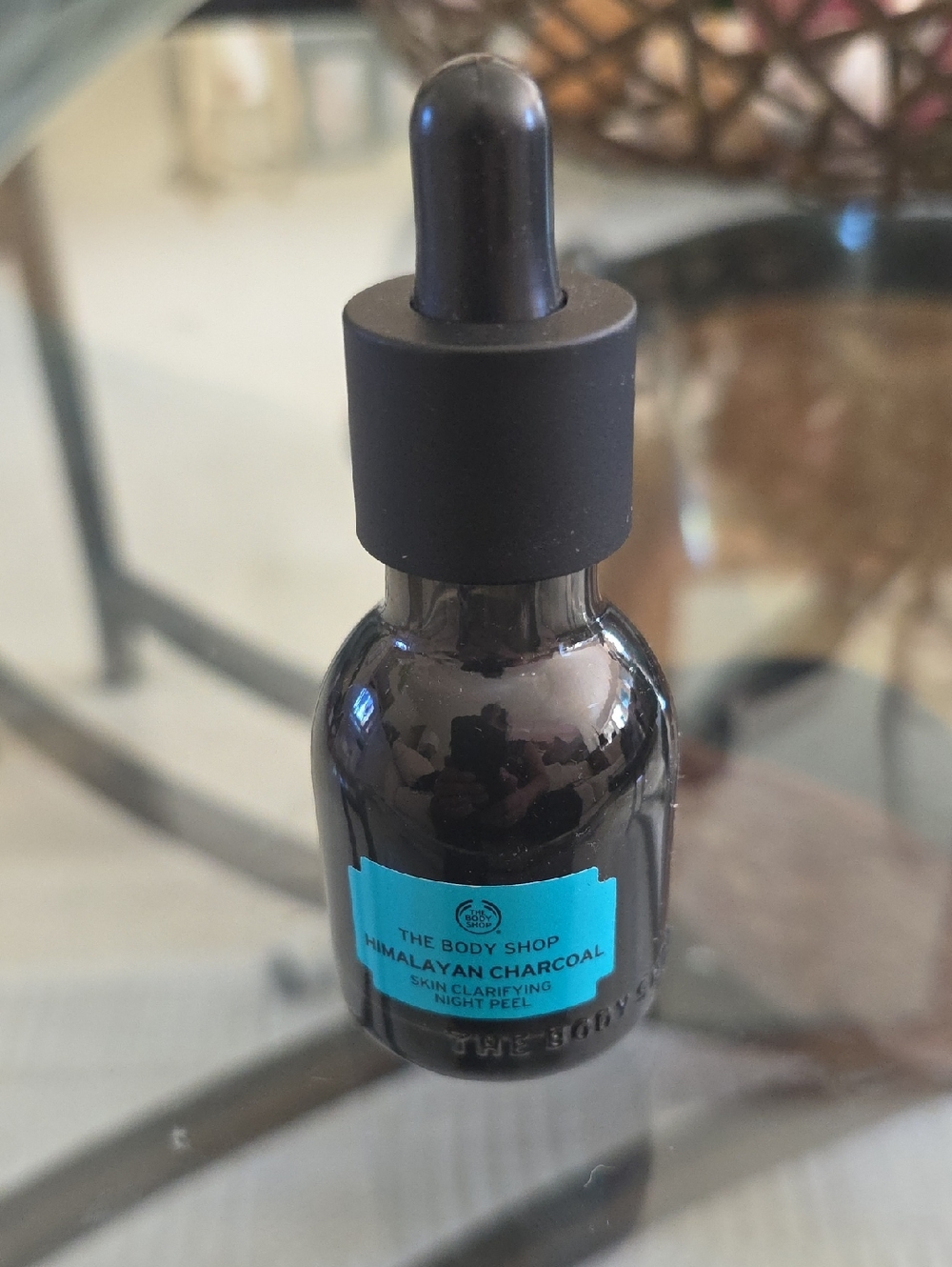 The Body Shop Himalayan Charcoal Night Peel –